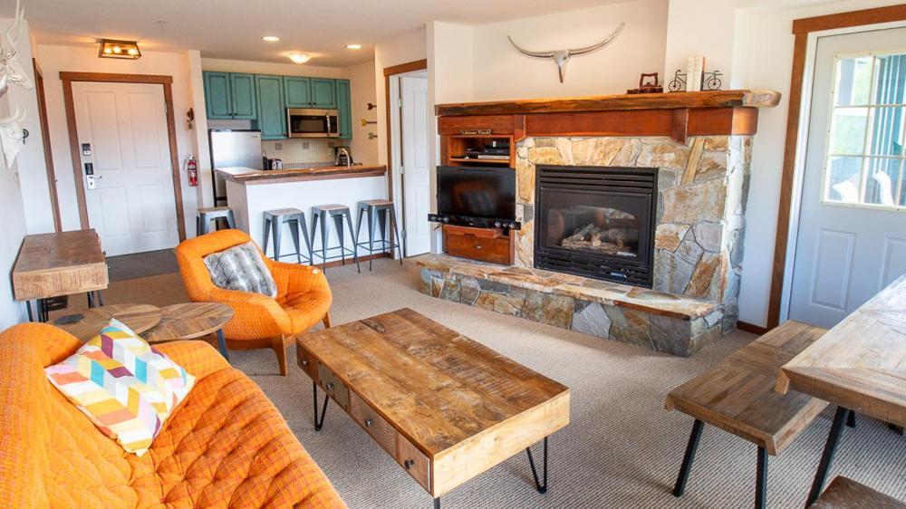Snow Creek Lodge By Fernie Lodging Co Exterior foto
